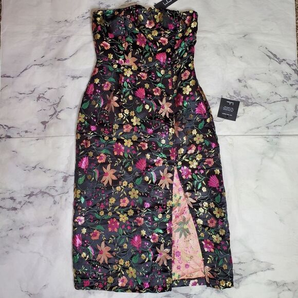 Lulu's Dresses & Skirts - Lulu's Make a Move Black Satin Floral Jacquard Strapless Midi Dress